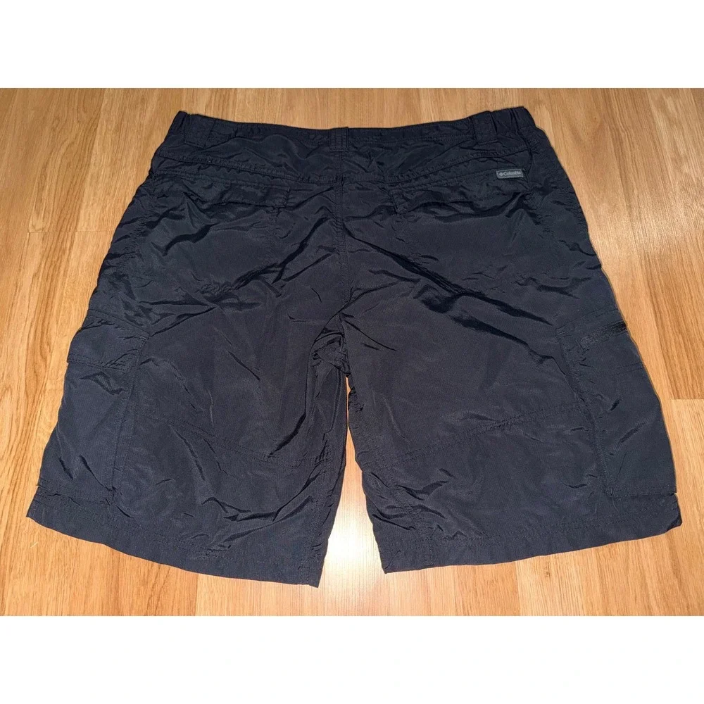 Columbia Sportswear Mens Black Cargo Hiking Shorts Size 40W 12L Nylon Utility